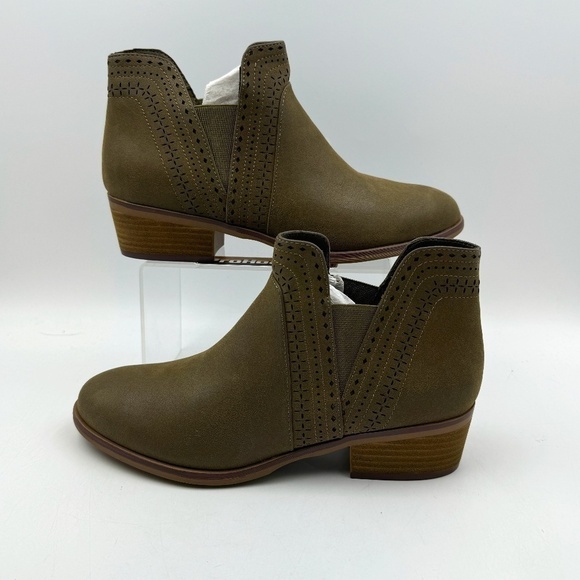 NEW MIA Jayden Pull On Bootie Olive US Size 8.5 - Picture 1 of 8